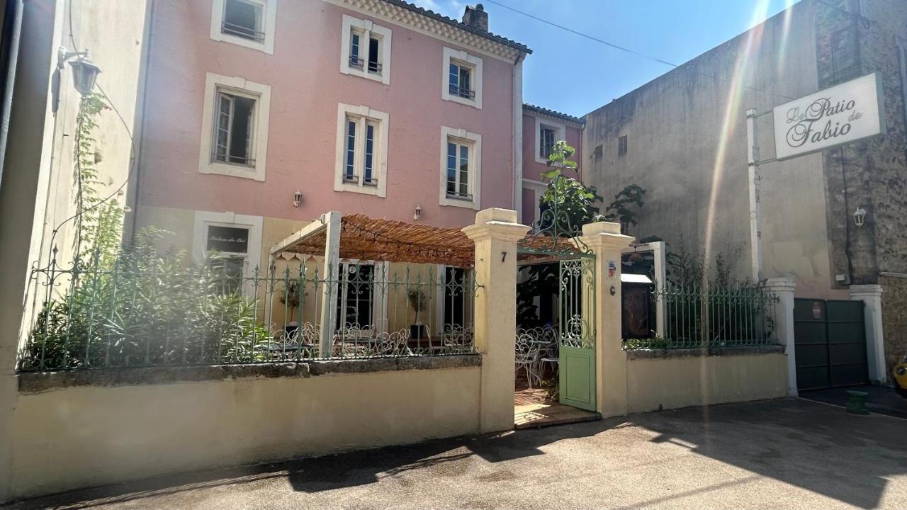 Hotel Le Patio De Fabio Bollène Zewnętrze zdjęcie