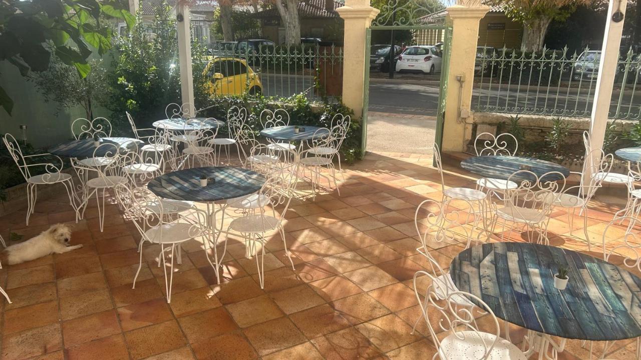 Hotel Le Patio De Fabio Bollène Zewnętrze zdjęcie