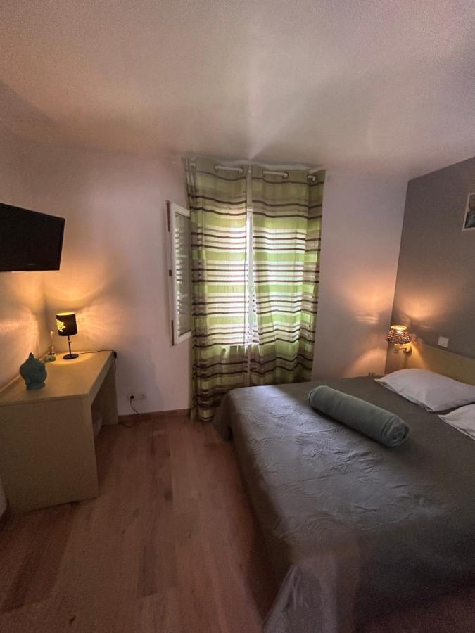 Hotel Le Patio De Fabio Bollène Zewnętrze zdjęcie
